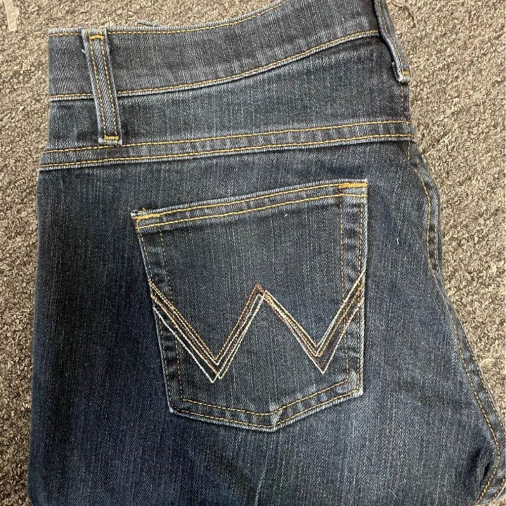 Womens Wrangle Q Baby ultimate riding jean 7/8